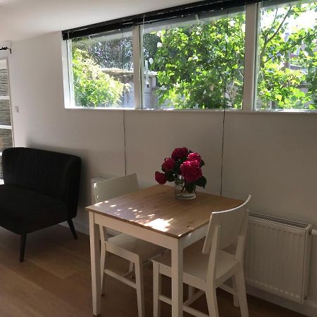 De Haarlemse Logeerkamer ภายนอก รูปภาพ